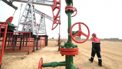 "Лукойл" продолжает с Ираном переговоры по свопам сырой нефти
