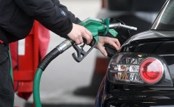 ФАС нашла нарушение закона в прогнозе роста цен на бензин