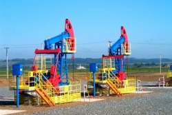 Нефть сырая товарная поставки по РФ.