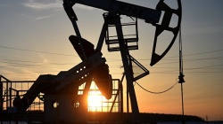 Цена на нефть марки Brent опустилась ниже 60 долларов за баррель