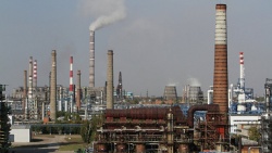 "Газпром нефть" вложит в модернизацию Омского НПЗ более 106 млрд рублей