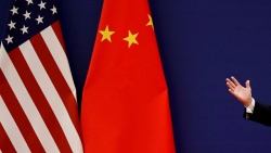 Эксперт: Китай может "ответить" США в нефтяной сфере, и он это уже делает