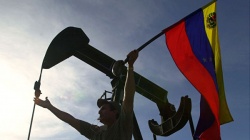 США отчитались об успехах в борьбе против торговли нефти из Венесуэлы