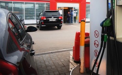 Бензин под «угрозой»: как правительство будет сдерживать цены на топливо